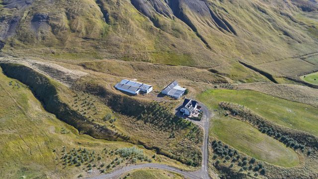 Haustlitir og fegurð í landi Kletts við Breiðafjörð