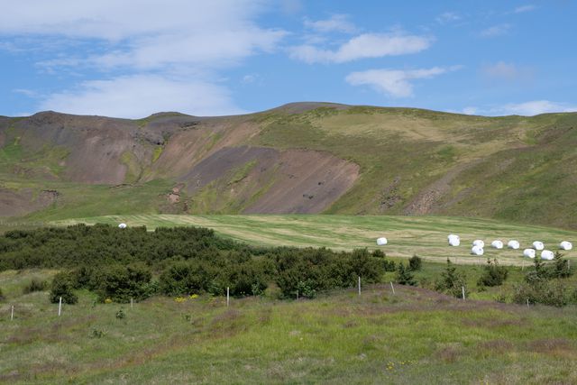 Gönguleiðir og útivist á Kambsfjalli ofan Kletts